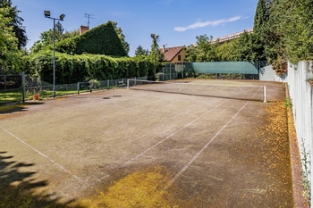 Prodej pozemku 1230 m², Beroun