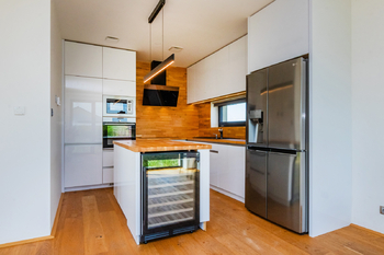 Prodej domu 147 m², Višňová