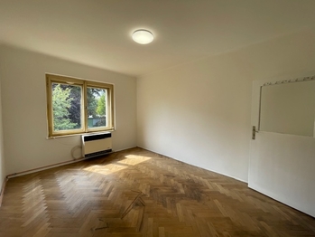 Pronájem bytu 2+kk v osobním vlastnictví 46 m², Praha 6 - Břevnov
