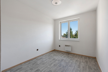 Pokoj - Prodej bytu 3+1 v osobním vlastnictví 69 m², Všetaty