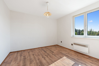 Ložnice - Prodej bytu 3+1 v osobním vlastnictví 69 m², Všetaty