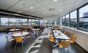Pronájem kancelářských prostor 321 m², Praha 4 - Nusle