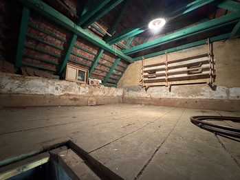 půda 2 - Prodej domu 166 m², Losiná
