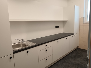 Prodej obchodních prostor 68 m², Příbram