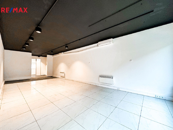 Prodej obchodních prostor 68 m², Příbram