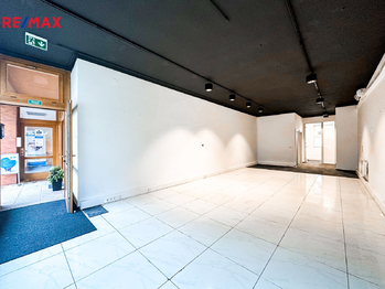 Prodej obchodních prostor 68 m², Příbram