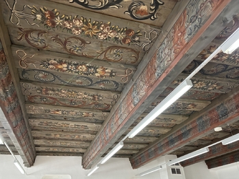 dřevěný strop - Pronájem kancelářských prostor 206 m², Jihlava