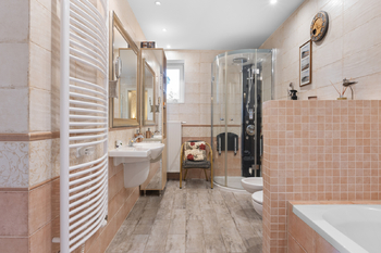 Prodej domu 321 m², Karlovy Vary