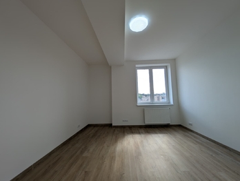 Pronájem bytu 3+kk v osobním vlastnictví 98 m², Praha 10 - Vršovice