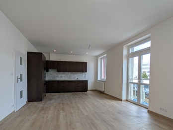 Pronájem bytu 3+kk v osobním vlastnictví 98 m², Praha 10 - Vršovice