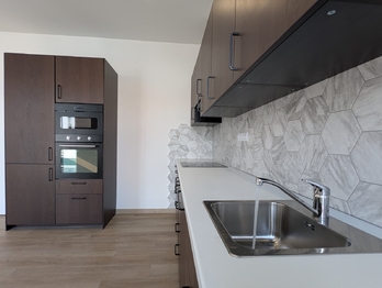 Pronájem bytu 3+kk v osobním vlastnictví 98 m², Praha 10 - Vršovice