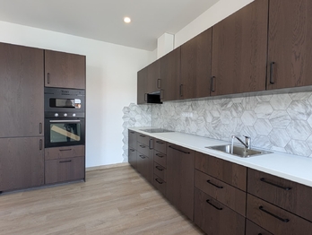 Pronájem bytu 3+kk v osobním vlastnictví 98 m², Praha 10 - Vršovice