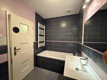 Pronájem bytu 2+1 v osobním vlastnictví 60 m², Praha 10 - Vršovice