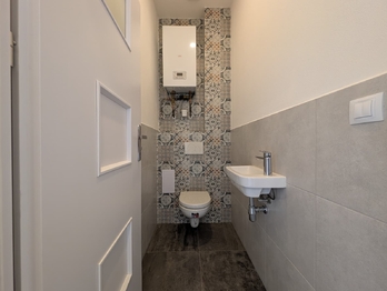 Pronájem bytu 2+1 v osobním vlastnictví 61 m², Praha 10 - Vršovice