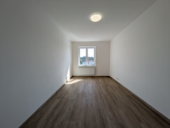 Pronájem bytu 2+1 v osobním vlastnictví 61 m², Praha 10 - Vršovice