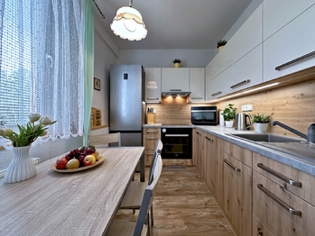 Prodej bytu 3+1 v osobním vlastnictví 75 m², Horní Planá