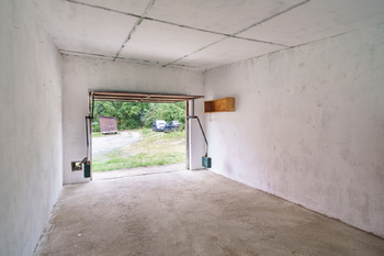 Prodej garáže 23 m², Měcholupy