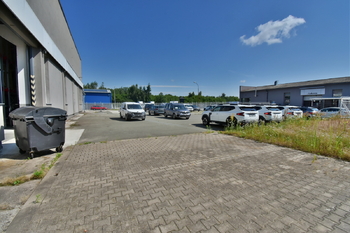 Pronájem skladovacích prostor 754 m², Hradec Králové
