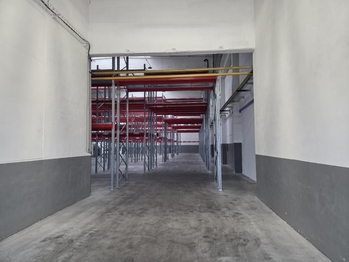 Pronájem skladovacích prostor 754 m², Hradec Králové