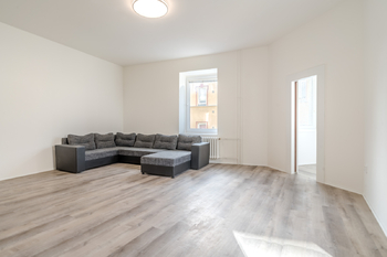 Obývací pokoj - Prodej bytu 2+1 v osobním vlastnictví 82 m², Ústí nad Labem