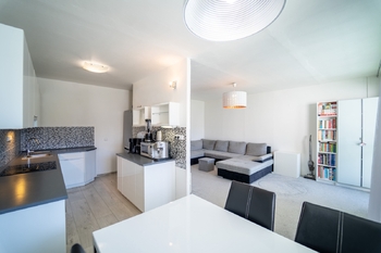 Prodej bytu 4+1 v osobním vlastnictví 105 m², Praha 6 - Řepy