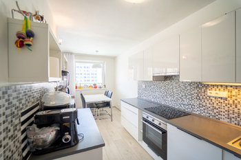 Prodej bytu 4+1 v osobním vlastnictví 105 m², Praha 6 - Řepy