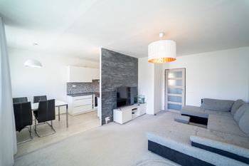 Prodej bytu 4+1 v osobním vlastnictví 105 m², Praha 6 - Řepy