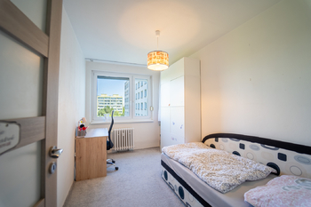 Prodej bytu 4+1 v osobním vlastnictví 105 m², Praha 6 - Řepy