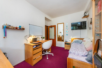 Prodej bytu 2+kk v osobním vlastnictví 64 m², Praha 5 - Motol
