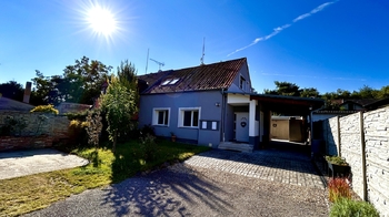 Pohled na dům - Prodej domu 120 m², Kladno