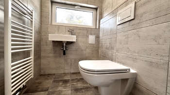 Toaleta - Prodej domu 120 m², Kladno