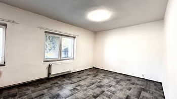 Obývací pokoj - Prodej domu 120 m², Kladno