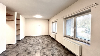 Obývací pokoj - Prodej domu 120 m², Kladno