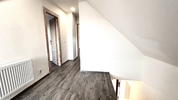Horní patro - Prodej domu 120 m², Kladno
