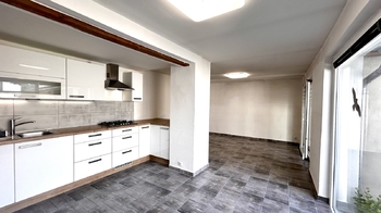 Kuchyně s jídelnou - Prodej domu 120 m², Kladno