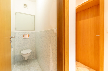 Prodej bytu 2+kk v osobním vlastnictví 76 m², Praha 4 - Modřany