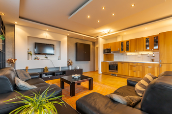 Prodej bytu 2+kk v osobním vlastnictví 76 m², Praha 4 - Modřany