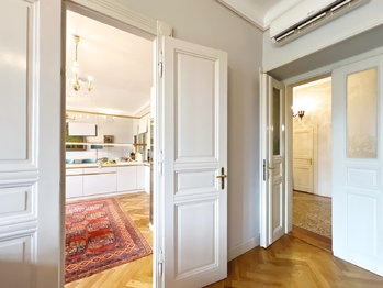 Prodej bytu 3+kk v osobním vlastnictví 125 m², Praha 5 - Smíchov