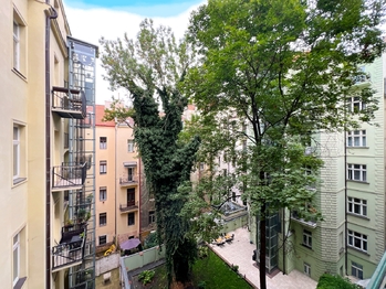 Prodej bytu 3+kk v osobním vlastnictví 125 m², Praha 5 - Smíchov