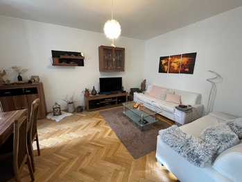 Pronájem bytu 2+1 v osobním vlastnictví 55 m², Znojmo