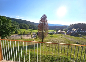 Výhled z terasy - Prodej bytu 2+kk v osobním vlastnictví 56 m², Janské Lázně