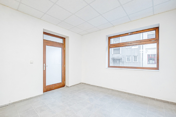 Pronájem kancelářských prostor 153 m², Bělá pod Bezdězem