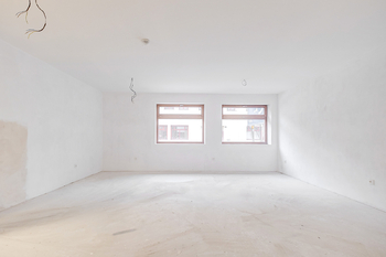 Pronájem kancelářských prostor 153 m², Bělá pod Bezdězem