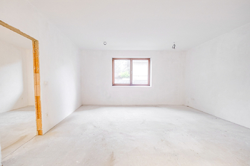 Pronájem kancelářských prostor 153 m², Bělá pod Bezdězem