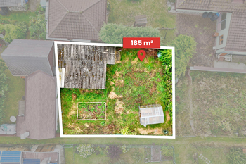 Prodej pozemku 185 m², Bělá pod Bezdězem