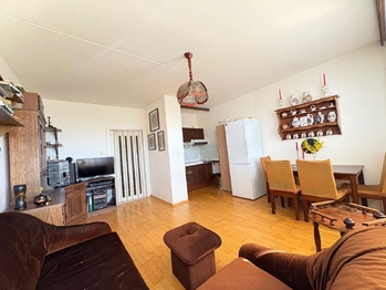 Prodej bytu 2+kk v osobním vlastnictví 47 m², Praha 9 - Černý Most
