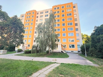 Prodej bytu 2+kk v osobním vlastnictví 47 m², Praha 9 - Černý Most