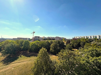 Prodej bytu 2+kk v osobním vlastnictví 47 m², Praha 9 - Černý Most