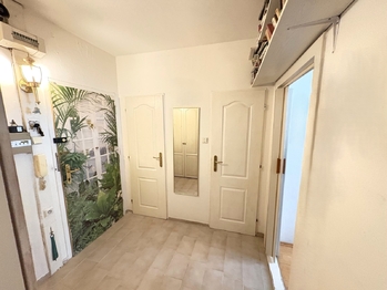 Prodej bytu 2+kk v osobním vlastnictví 47 m², Praha 9 - Černý Most