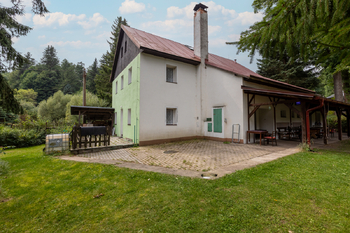 Prodej domu 380 m², Merklín